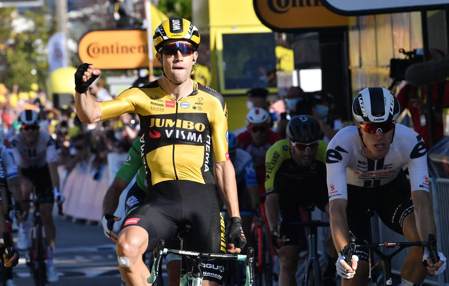 Wout van Aert Tour de France'i viienda etapi finišis