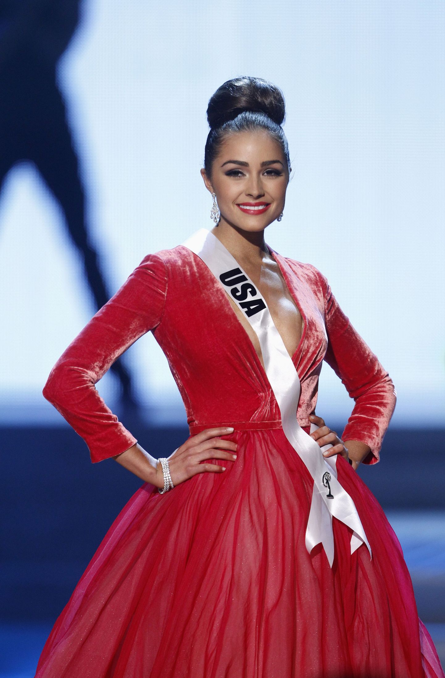 "Мисс Вселенная-2012" Оливия Калпо