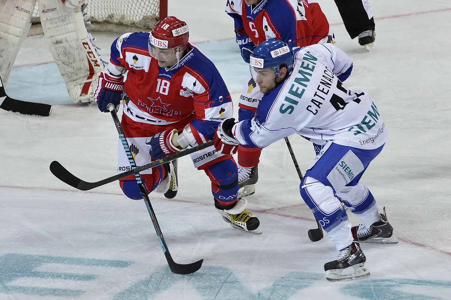 Sergei Fjodorov (vasakul).