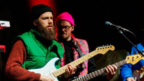 Angus toob eestikeelse reggae Arvamusfestivali lavale
