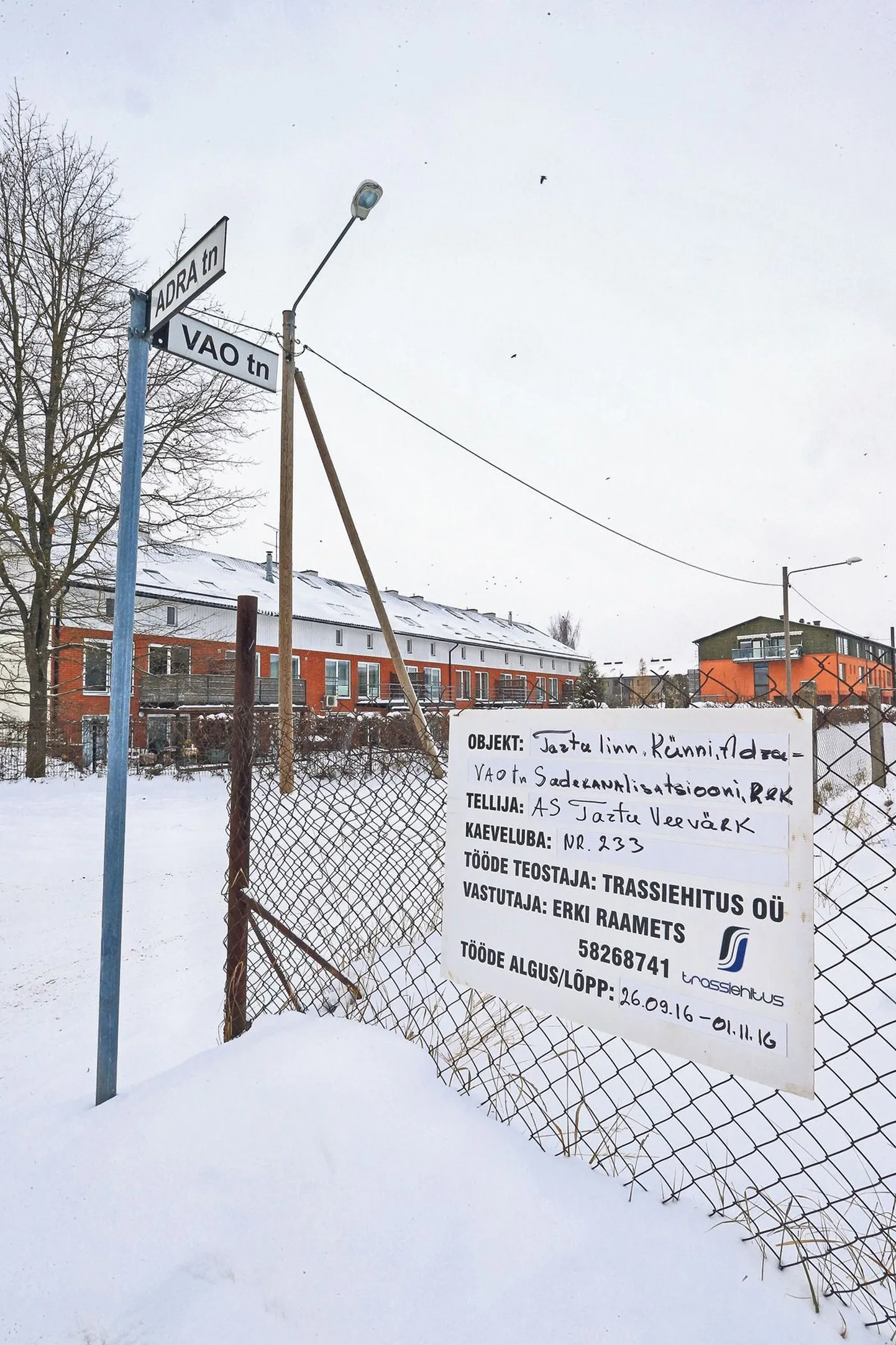 Adra ja Vao tänava nurgal annab peatsetest muutustest märku vaid silt.