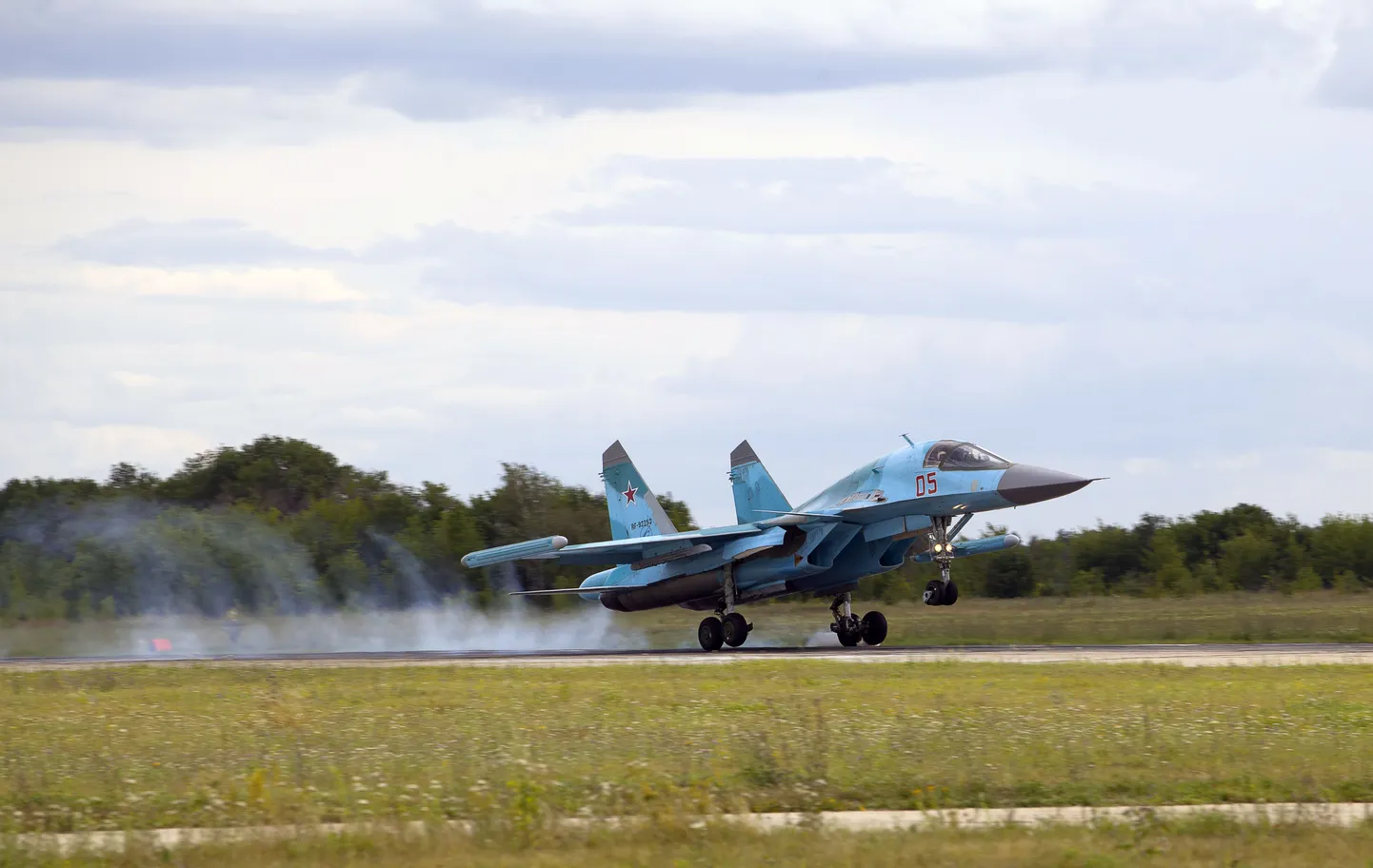 Vene hävituslennuk SU-27.