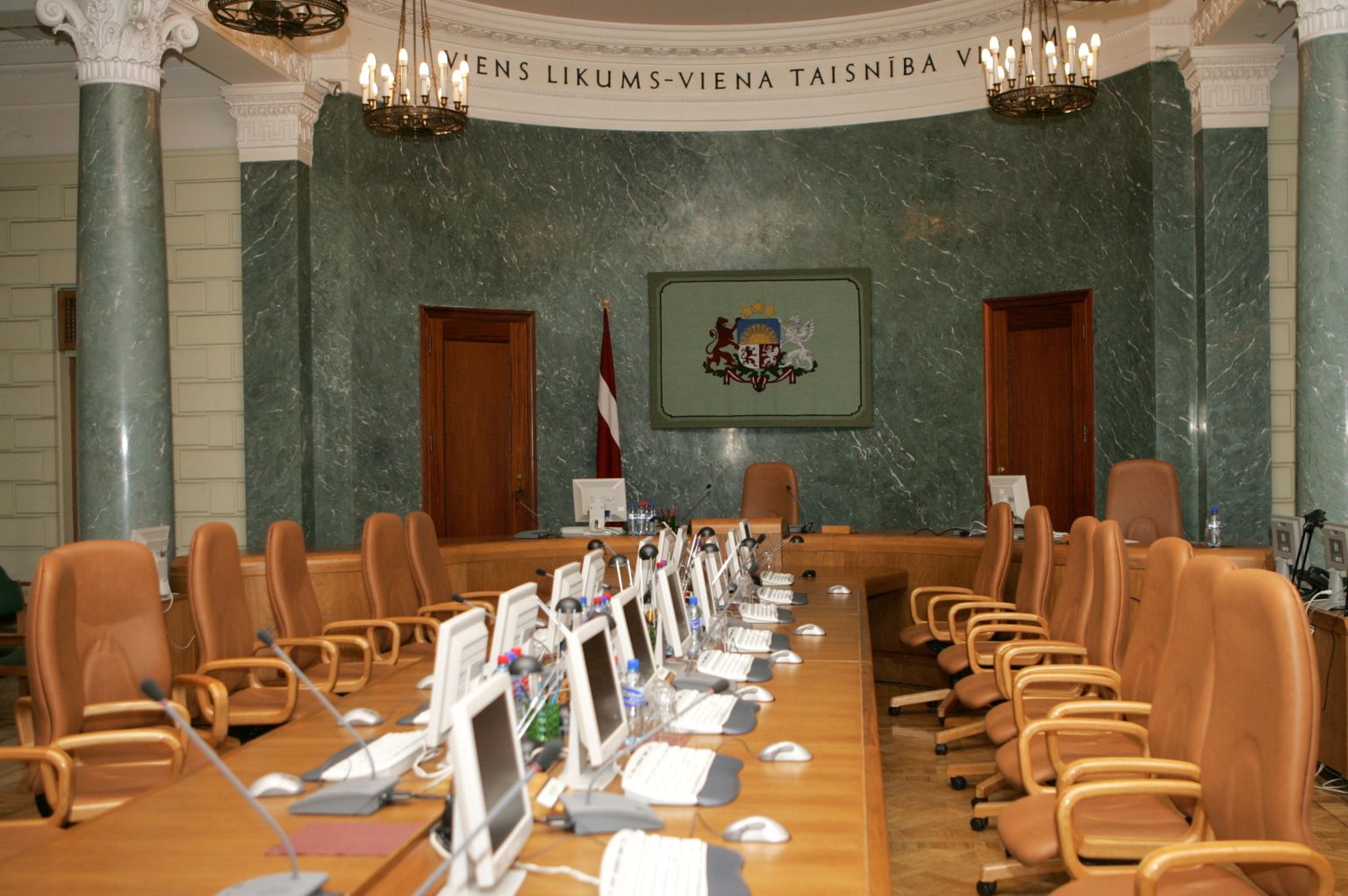 Latvijas Republikas Ministru kabineta sēžu zāle.