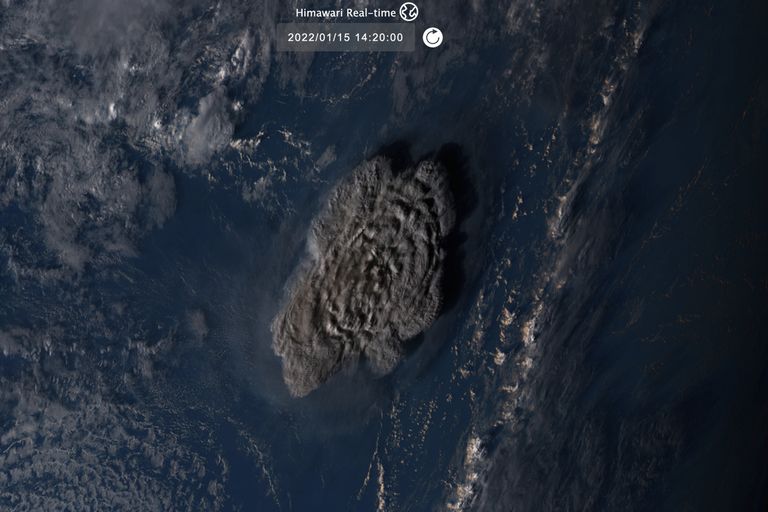 Jaapani ilmasatelliidi Himawari-8 foto Tonga vulkaanipurskest 15. jaanuar 2022. 