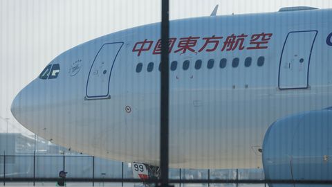 Более 20 пассажиров китайской авиакомпании получили травмы 