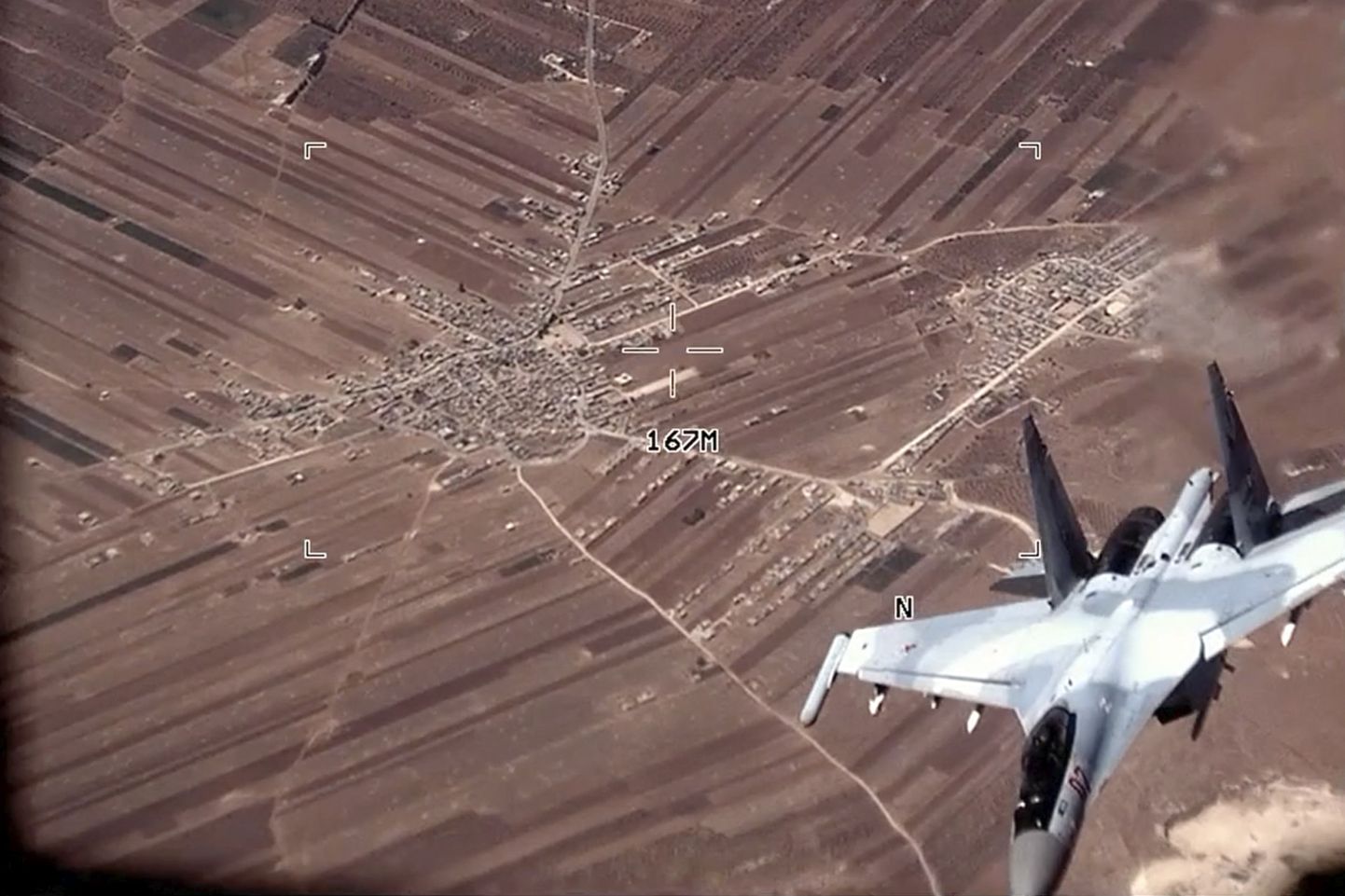 Vene hävitaja Su-35, mis USA õhuväe sõnul kimbutab USA drooni MQ-9