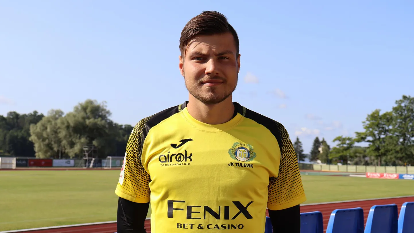 Viljandi Tulevikuga ühines 21-aastane Jevgeni Demidov.