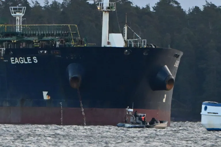 The Cook Islands-flagged vessel Eagle S is suspected of breaking the Estlink 2 cable on Christmas Day. – Pictured: the Eagle S is static in the Finnish port of Porvoo.