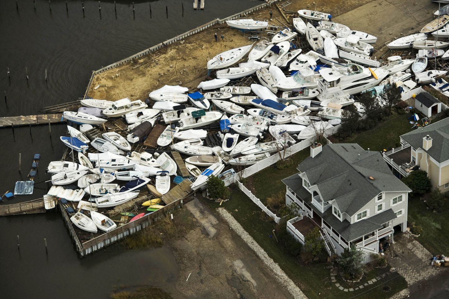 Последствия урагана "Сэнди".
