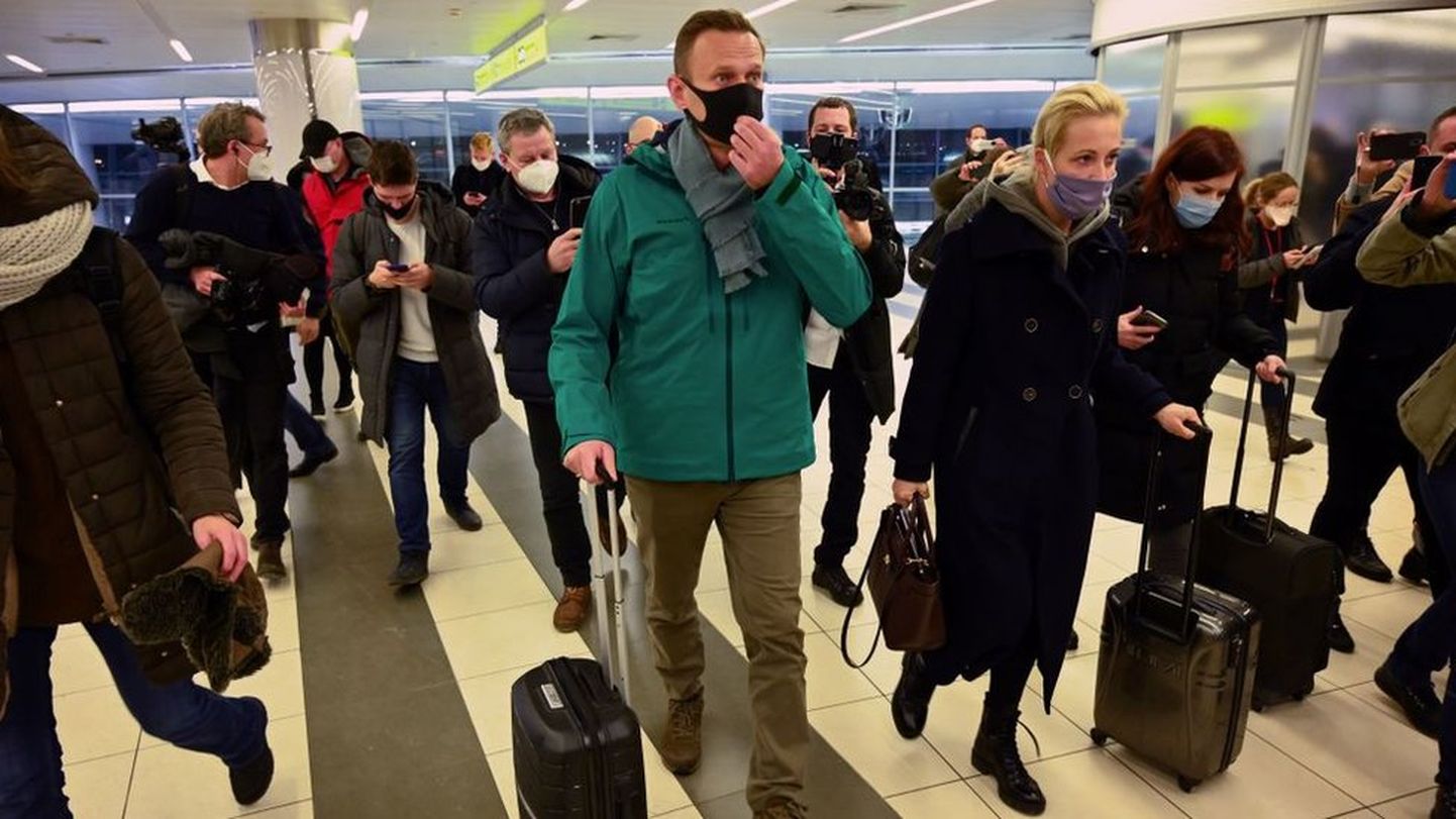 Алексей Навальный в аэропорту Шереметьево