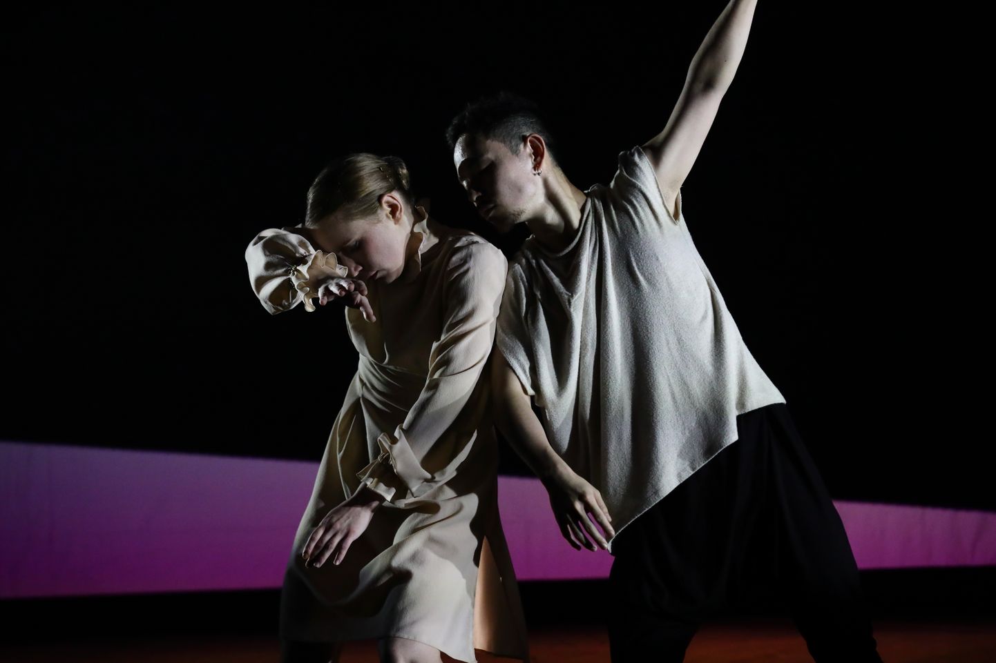 «Kurat ja Jumal» on originaalmuusikaga kaasaegne ballett kahes vaatuses.