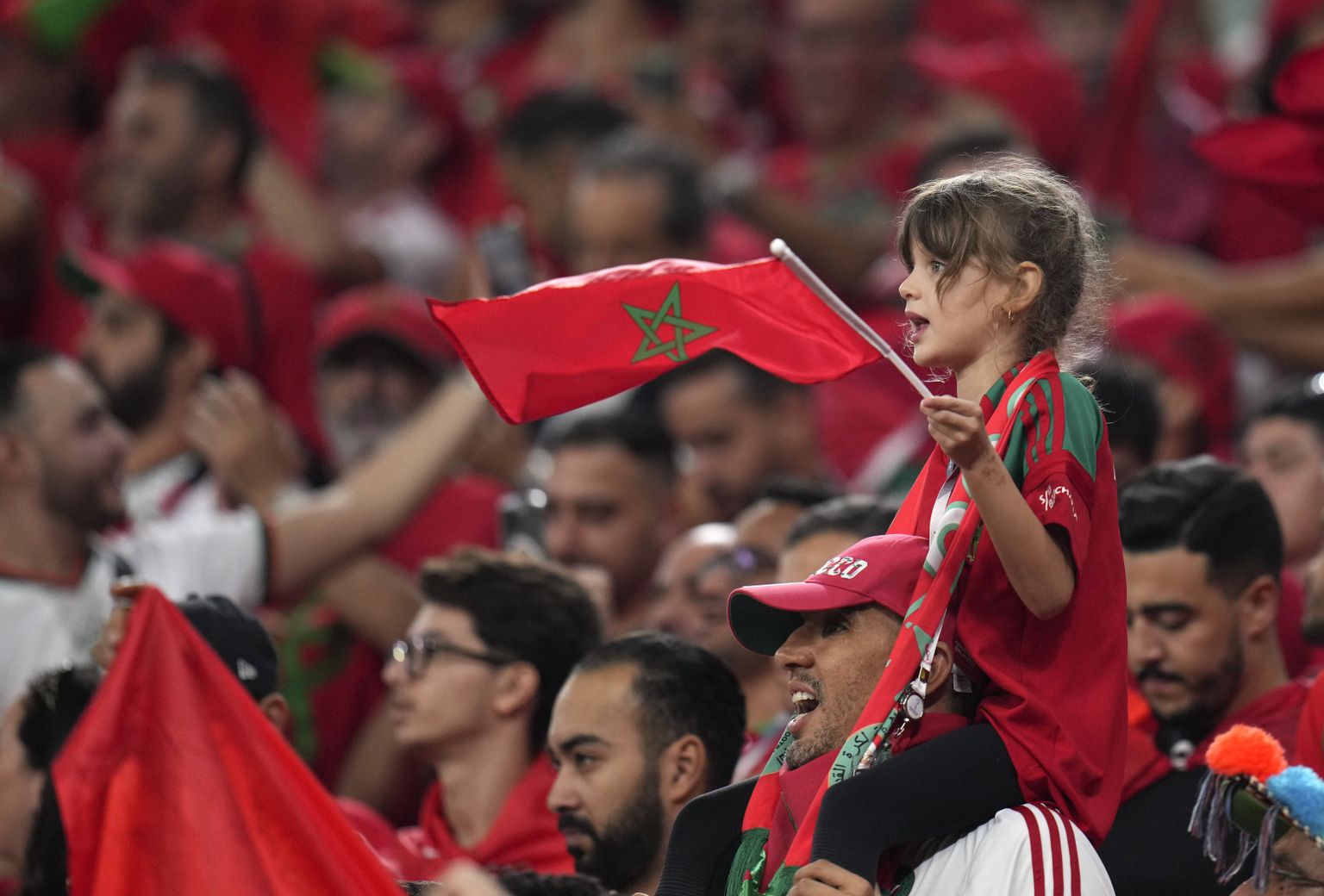 Maroko fänne on MM-finaalturniiril olnud palju, ent kas nüüd tuleb neile taha kogu kõikide Araabiamaade poolehoidjad?