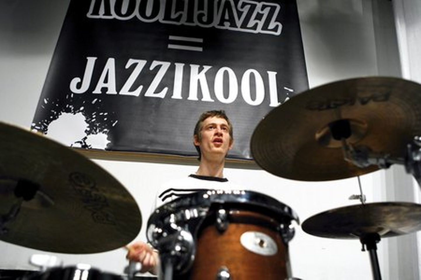 Festivali „Koolijazz=Jazzikool“ avaõhtul toimub traditsiooniline noorte rütmimuusikute võistumängimine „Mängu Ilu“. Osalevad muusikakoolide ansamblid Alatskivilt, Tartust, Pärnust, Kuressaarest, Viljandist jne…