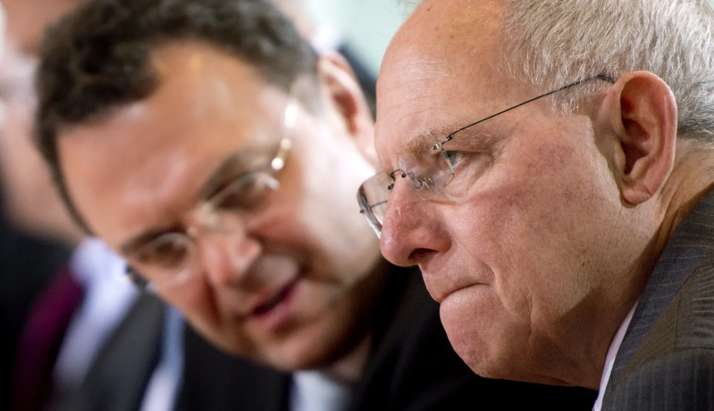 Saksamaa siseminister  Hans-Peter Friedrich (vasakul) ja rahandusminister  Wolfgang Schäuble.