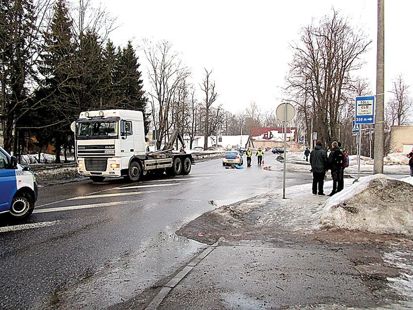 Esmaspäeval juhtus traagiline liiklusõnnetus Aardla ja Tähe tänava ristmikul.