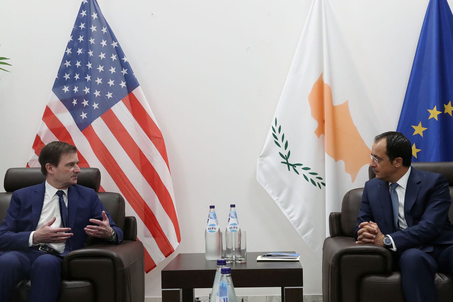Küprose välisminister Nikos Christodoulides ja USA välisministeeriumi tippametniku David Hale kohtumine paar päeva tagasi.