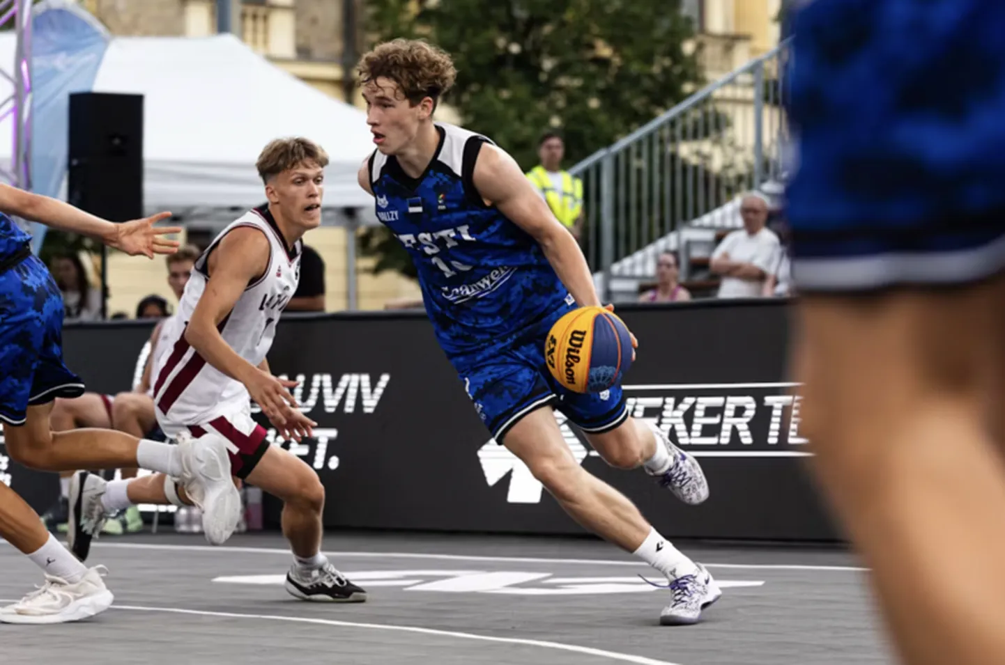 Eesti U-18 3x3 korvpallikoondis MM-il mängus Läti vastu .