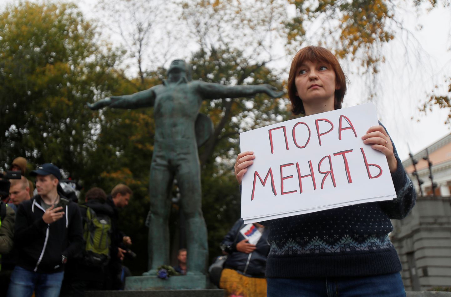 Jau ceturto sestdienu pēc kārtas Maskavā turpinās protesta akcijas