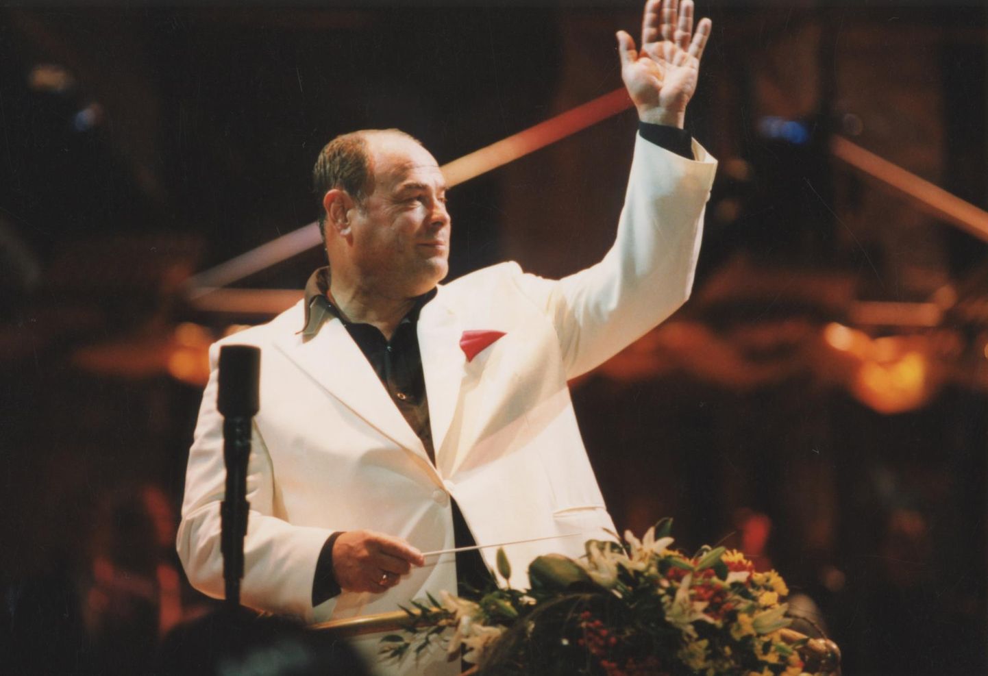 Eri Klas oli rahvusvahelise mainega dirigent ja ühiskonnategelane.