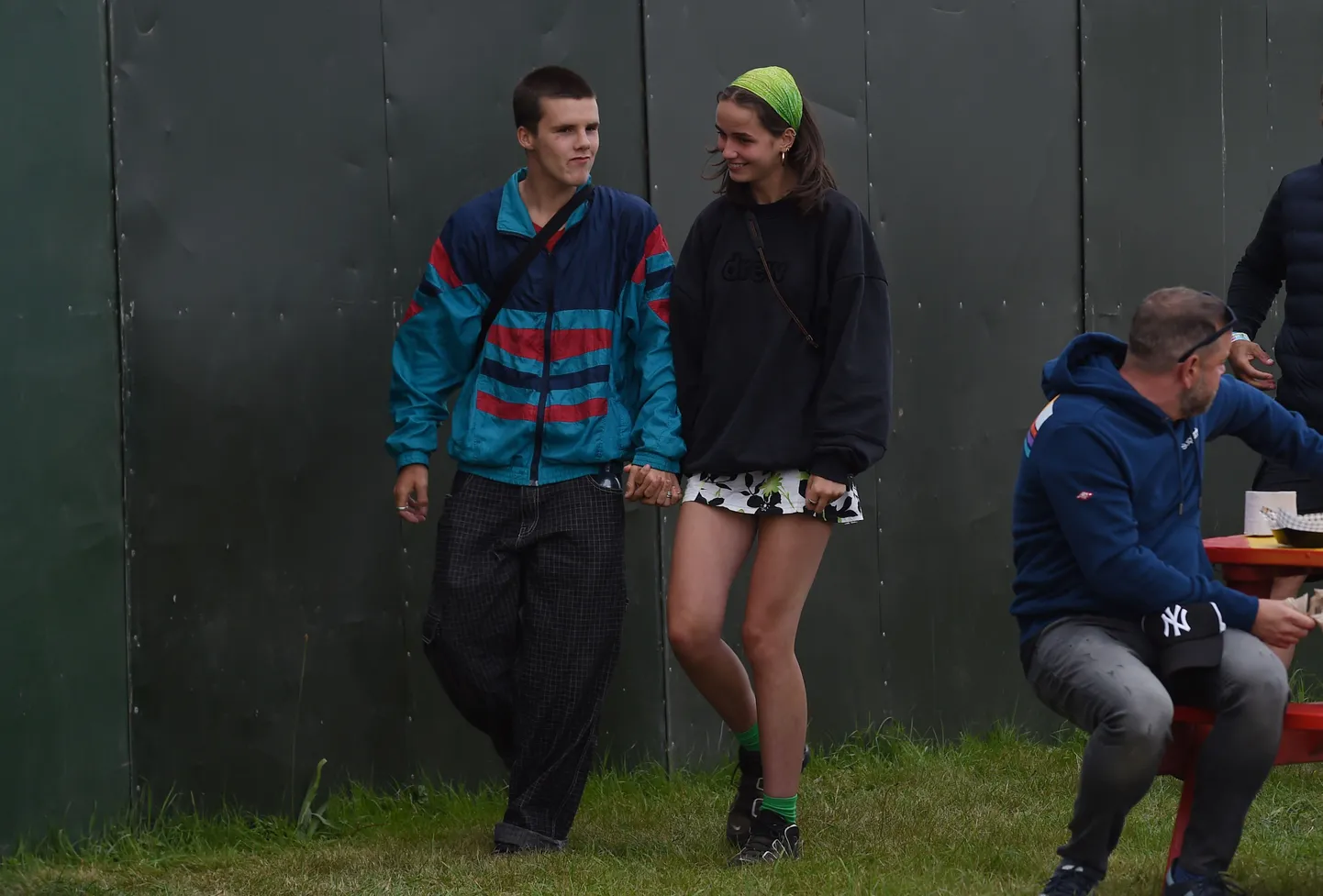 Cruz Beckham koos oma tüdruksõbra Bliss Chapmaniga rokkfestivalil.