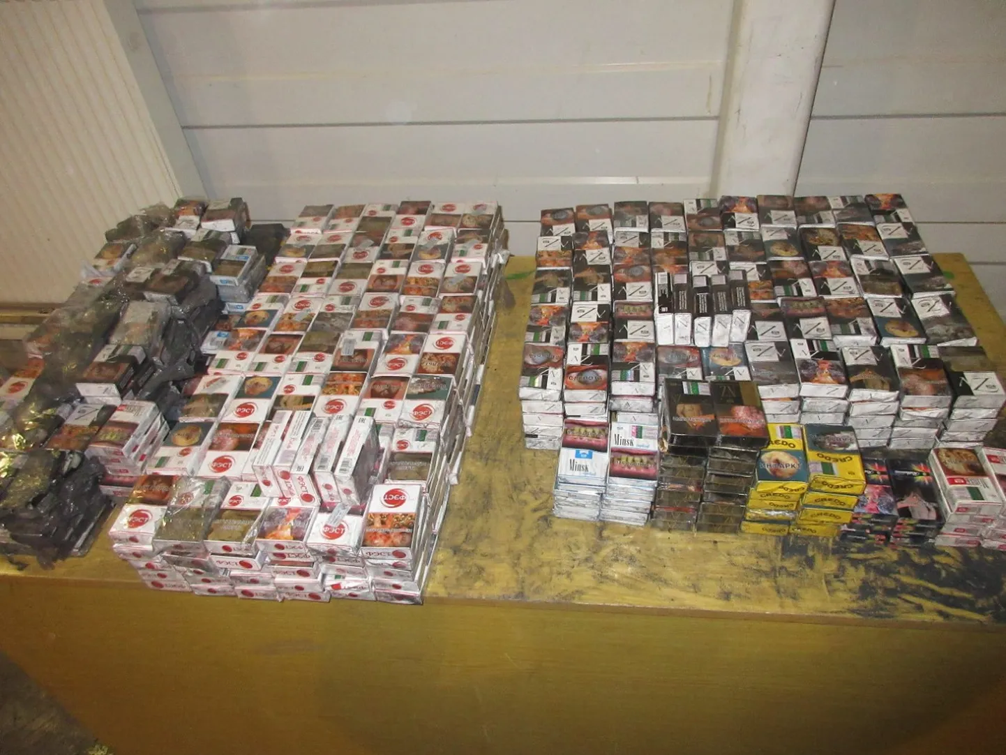 Kontrabandas cigaretes.