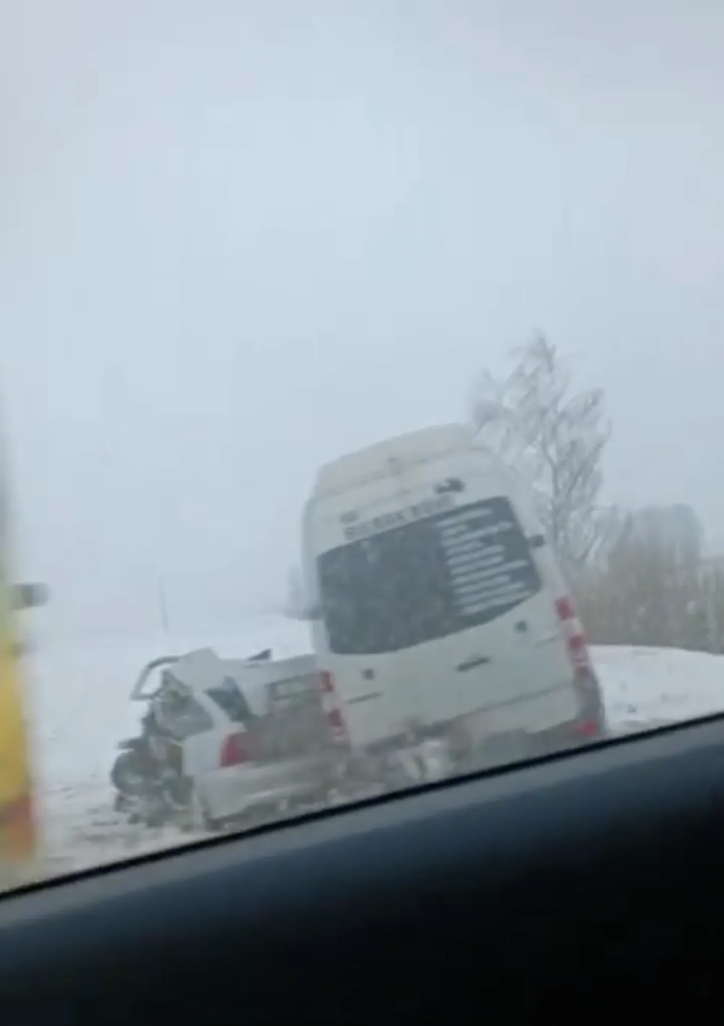 Avārija Glūdas pagastā.