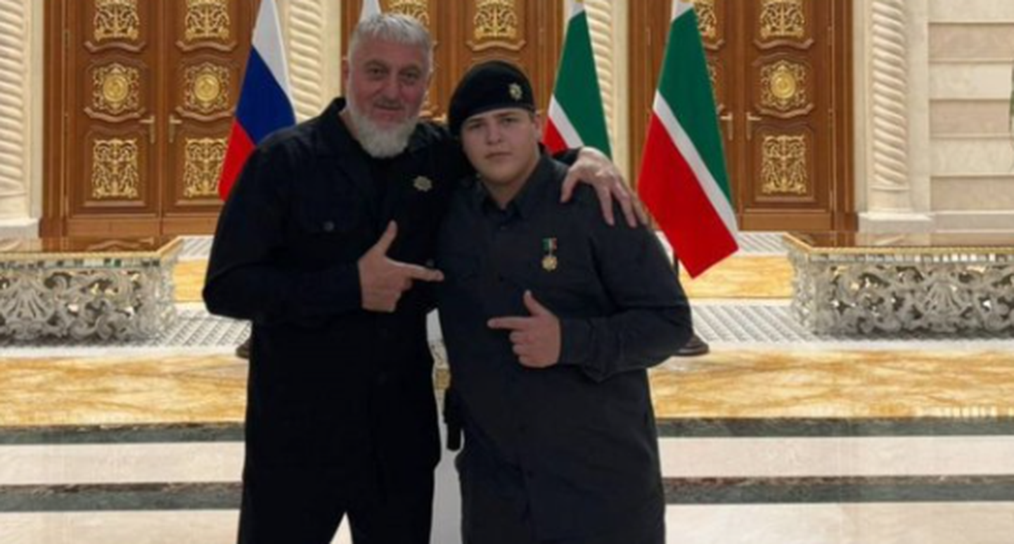 Kadirova dēlam piešķirts Čečenijas Republikas varoņa tituls