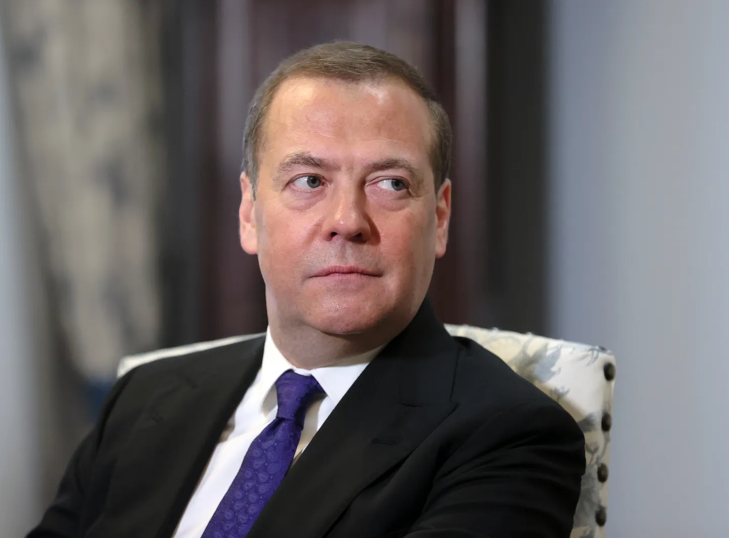 Venemaa julgeolekunõukogu aseesimees Dmitri Medvedev 21. novembril 2022 Moskva-lähedases Gorkis kohtumisel Kuuba presidendi  Miguel Diaz-Caneliga