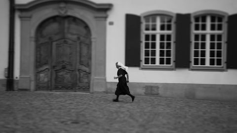 Automašīnā atņemtā nevainība un 