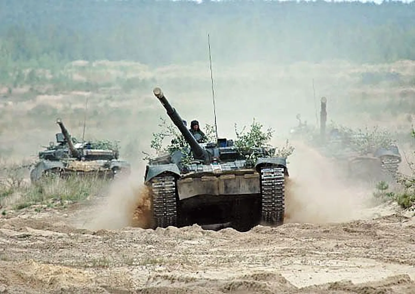Tankid Vene-Valgevene ühistel sõjaväeõppustel «Zapad 2013».