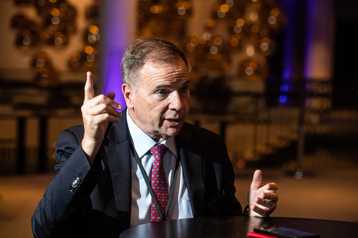 Frederick Benjamin "Ben" Hodges III co-authored a report in 2020 suggesting Europe should boost the development of Rail Baltic for military reasons.