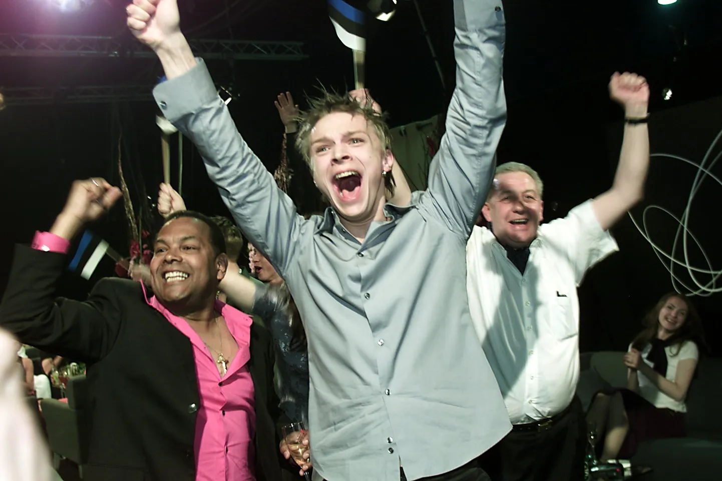 Dave Benton ja Tanel Padar, 2001. aasta Eurovisiooni finaalis. Võit!