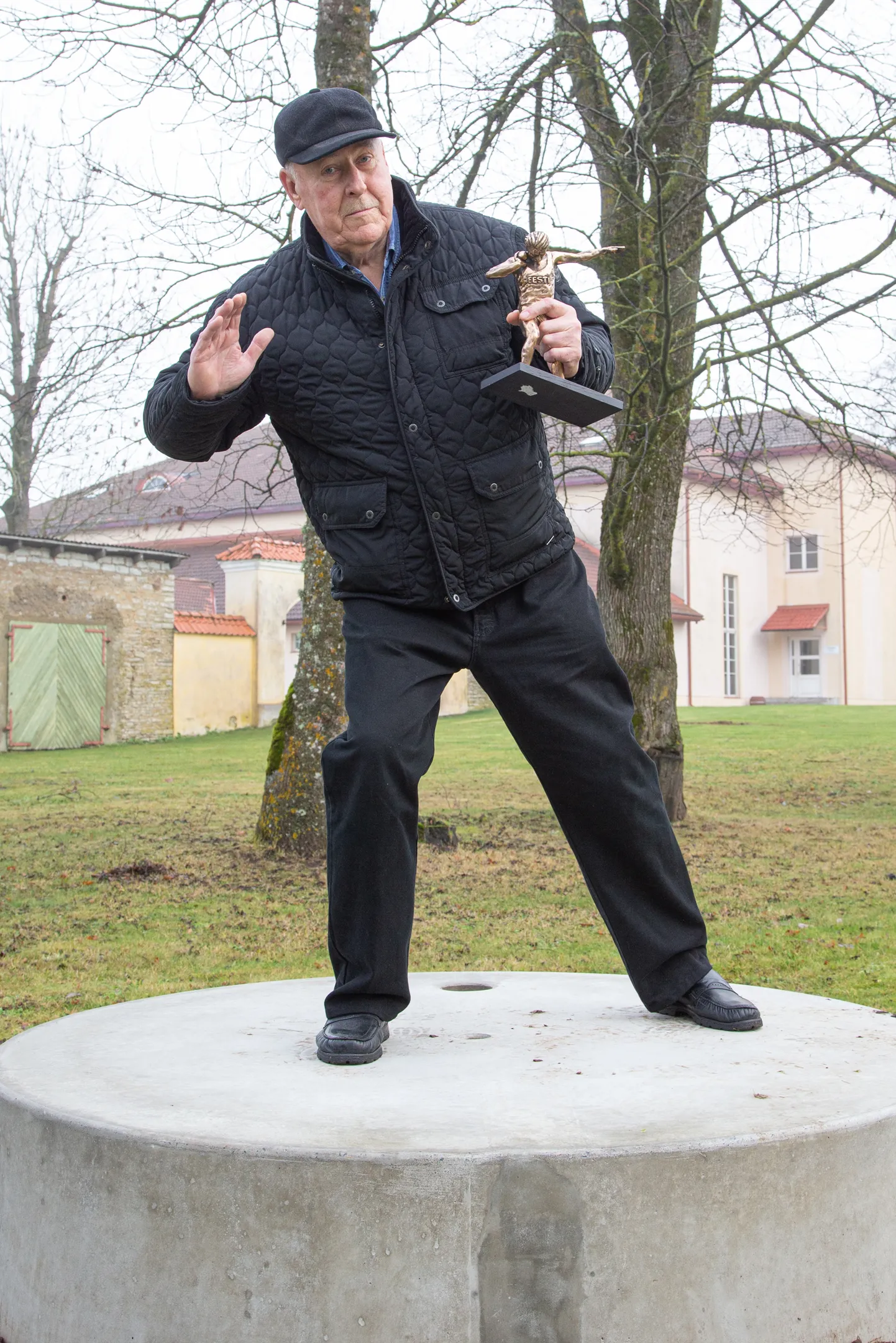 Ahto Paavo.