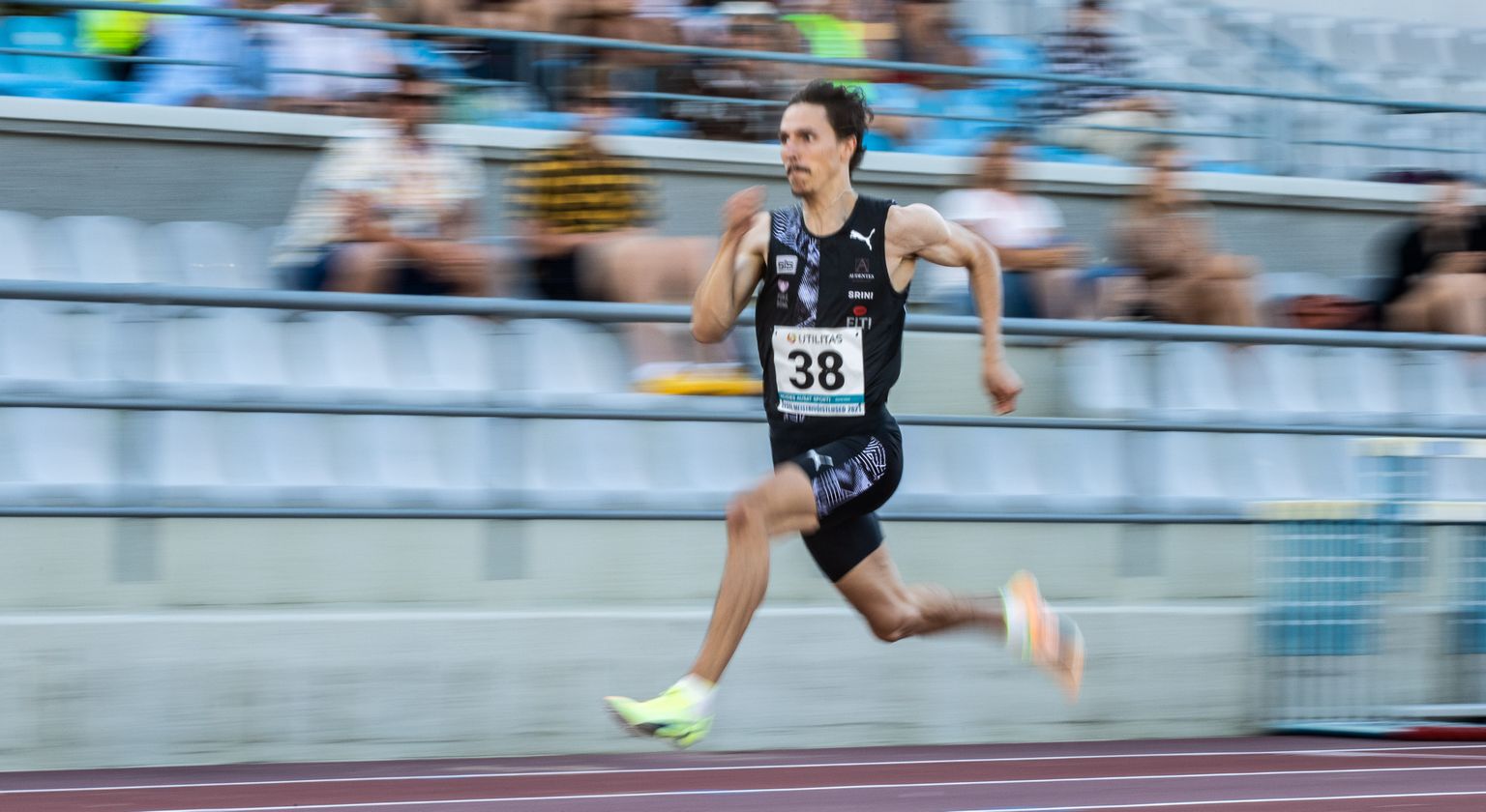 Karl Erik Nazarov sihib 100 meetri Eesti rekordit 10,19, mis peaks tal kindlasti jalas olema.