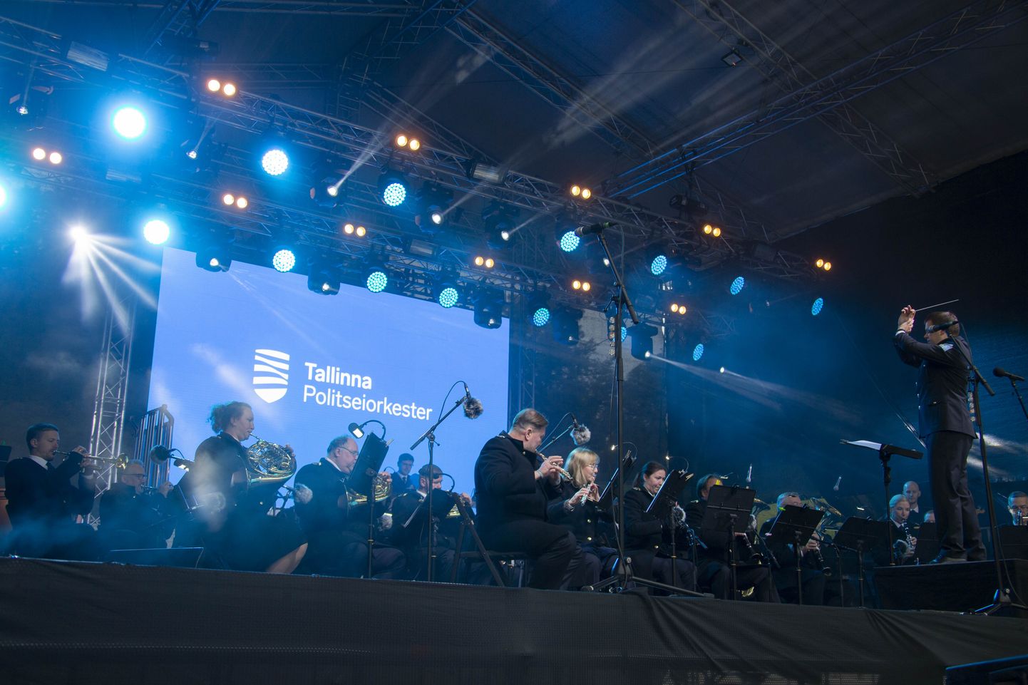 Таллиннский полицейский оркестр.