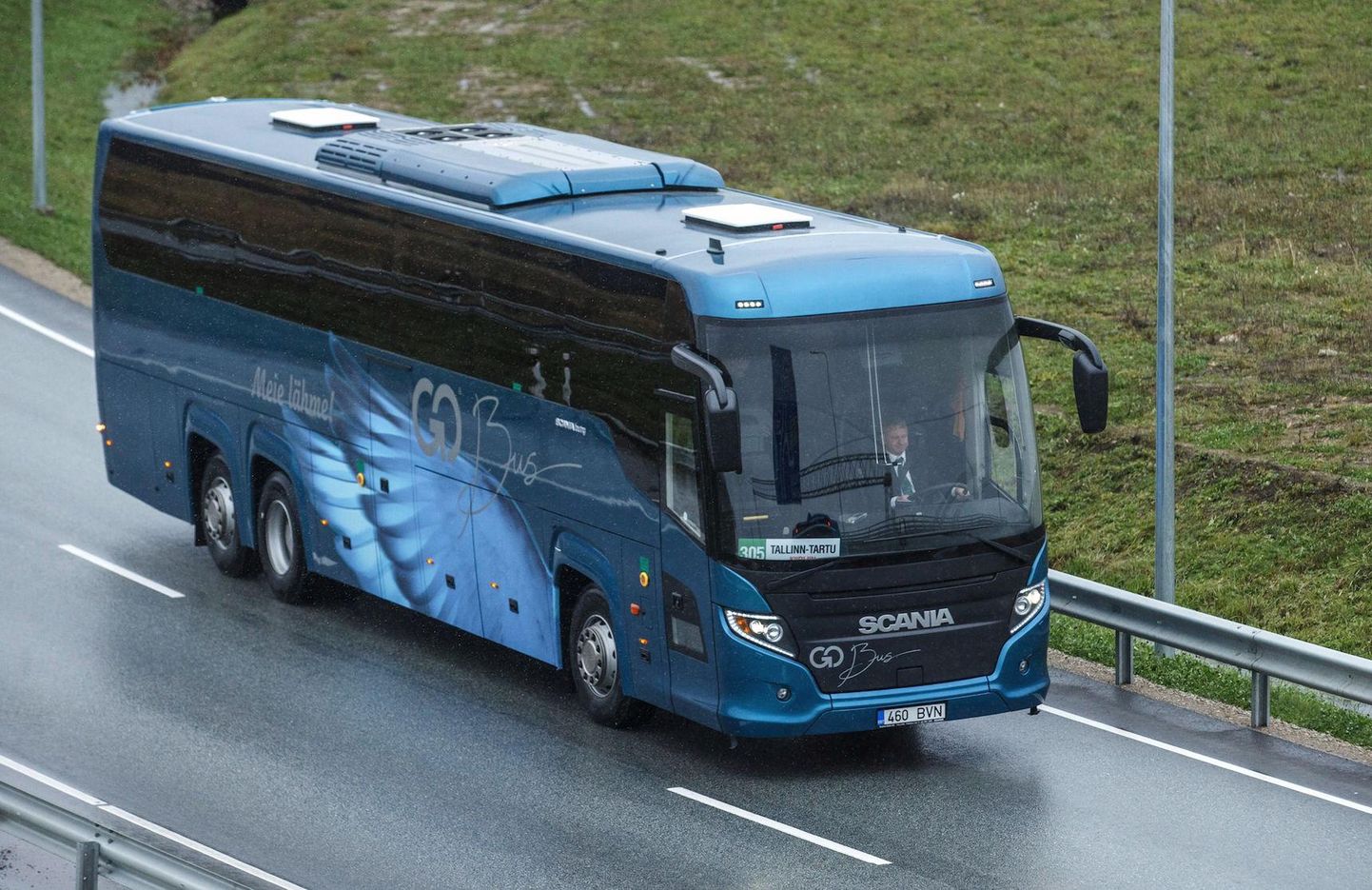 Go Busi kaks bussi asusid teenindama Pärnumaa liine.