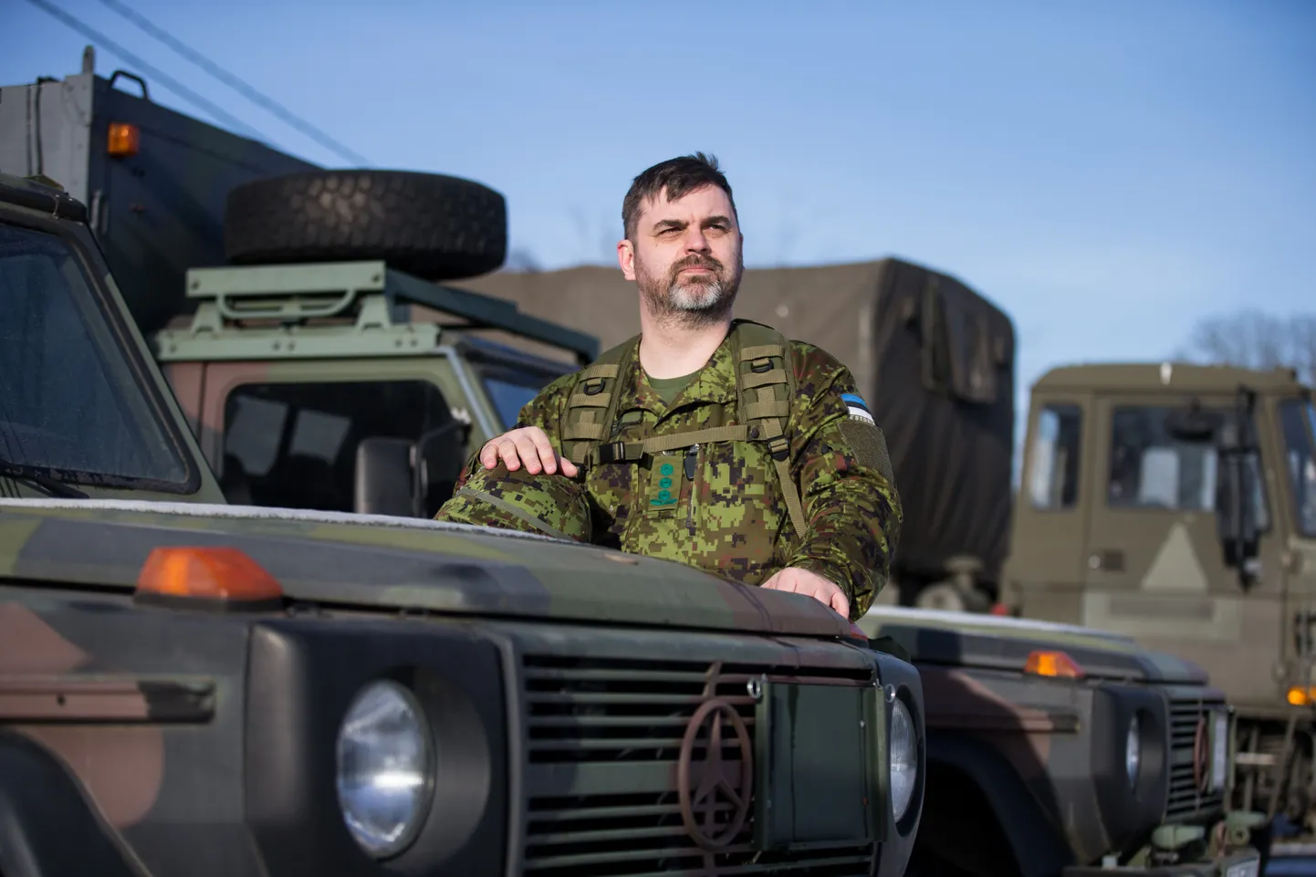Kolonel Eero Rebo sõnul juhitakse lahinguid ratastel kontoritest, mis on ehitatud maasturite või veoautode peale.