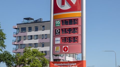 В столицах стран Балтии наблюдаются разные тенденции цен на топливо