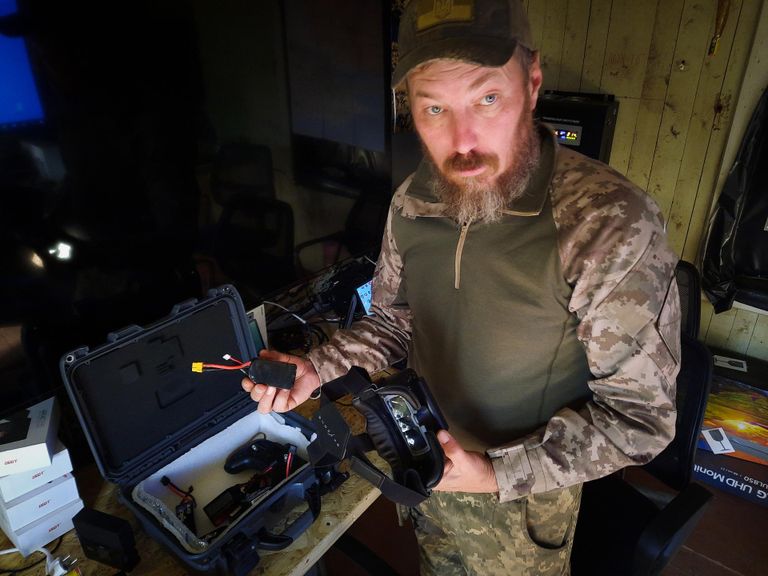 The commander of the air reconnaissance group called Madjar is holding the so-called Ukrainian people's drone. His unit alone needs three hundred of these to destroy enemy soldiers and military equipment within a month.
