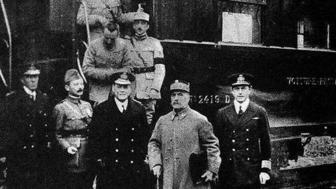 TÄNA AJALOOS ⟩ Lõppes Esimene maailmasõda ja sakslased loovutasid Tallinnas võimu