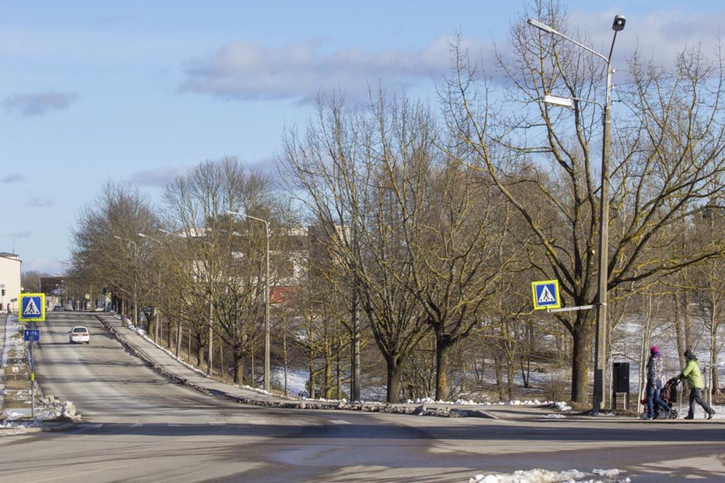 Lõik, mis algab Jakobsoni tänaval Leola tänava ristmikuga ning lõpeb Kagu tänavaga, on üks neist, kus Viljandi Veevärk soovib tänavalgustust rekonstrueerida.