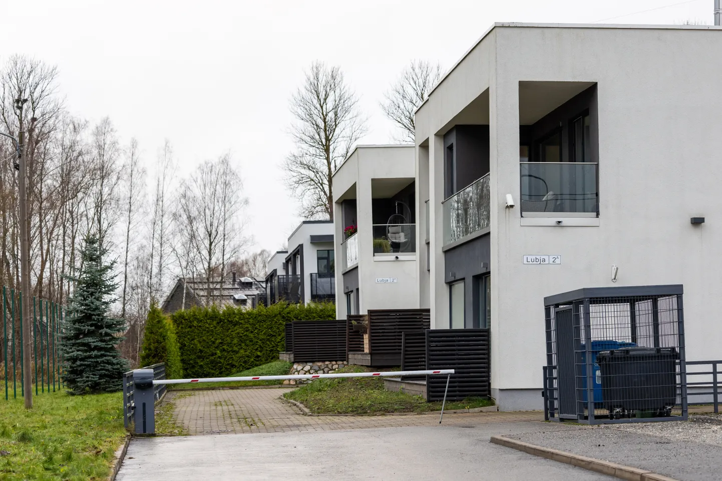 Mapri lammutab Lubja tänava maja ja ehitab selle asmele uue. Lammutuse käigus saab tuvastada ka tegeliku põhjuse, miks maja vajus. Saadud tulemusi lubatakse ehitusvaldkonna inimestega jagada ka õppimise eesmärgil.