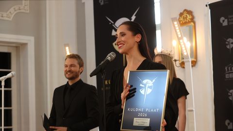 OTSEFOTOD ⟩ Aasta naisartist ja meesartist on selgunud, aasta esitaja auhind pühendati lahkunud Gameboy Tetrisele