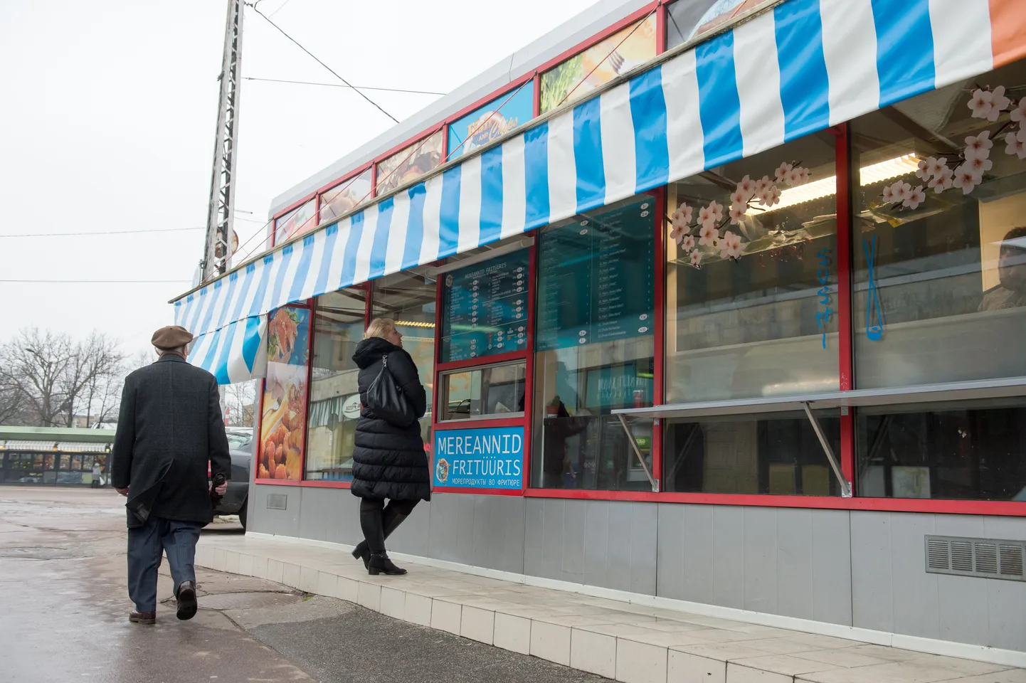 Frititud mereandide kiosk Balti jaamas.