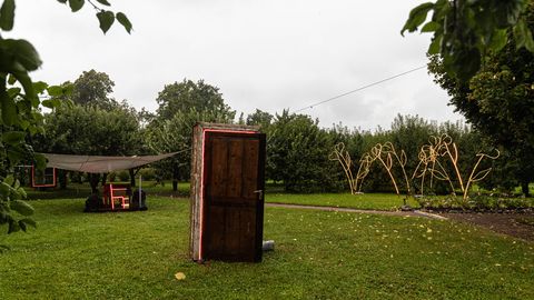 FOTOD ⟩ Valge, ent vihmane öö pakkus Palmses siiski pidu