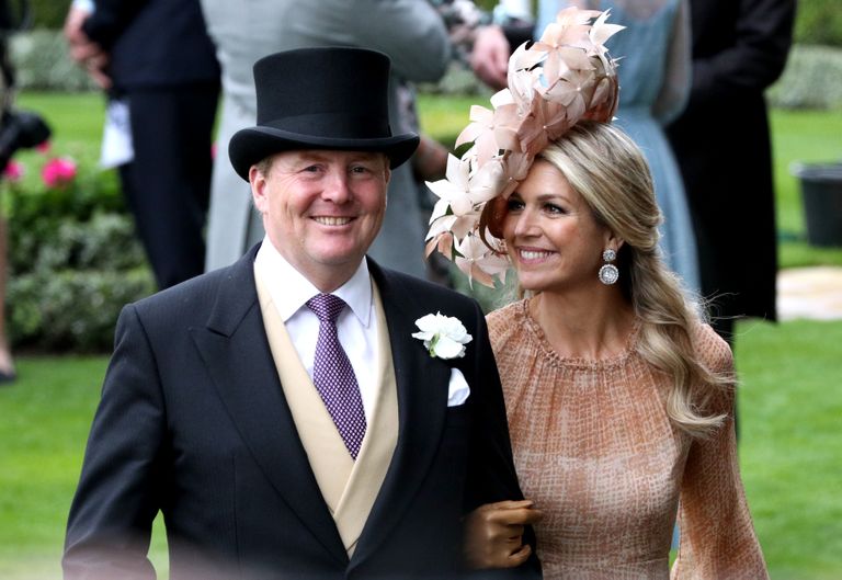 Hollandi kuningas Willem-Alexander ja kuninganna Maxima juunis 2019 Ühendkuningriigis Ascoti võiduajamistel. Kuningal siis veel habet ei olnud