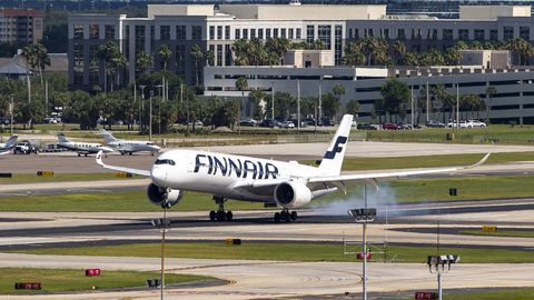 Finnair хочет избавиться от 99 процентов акций