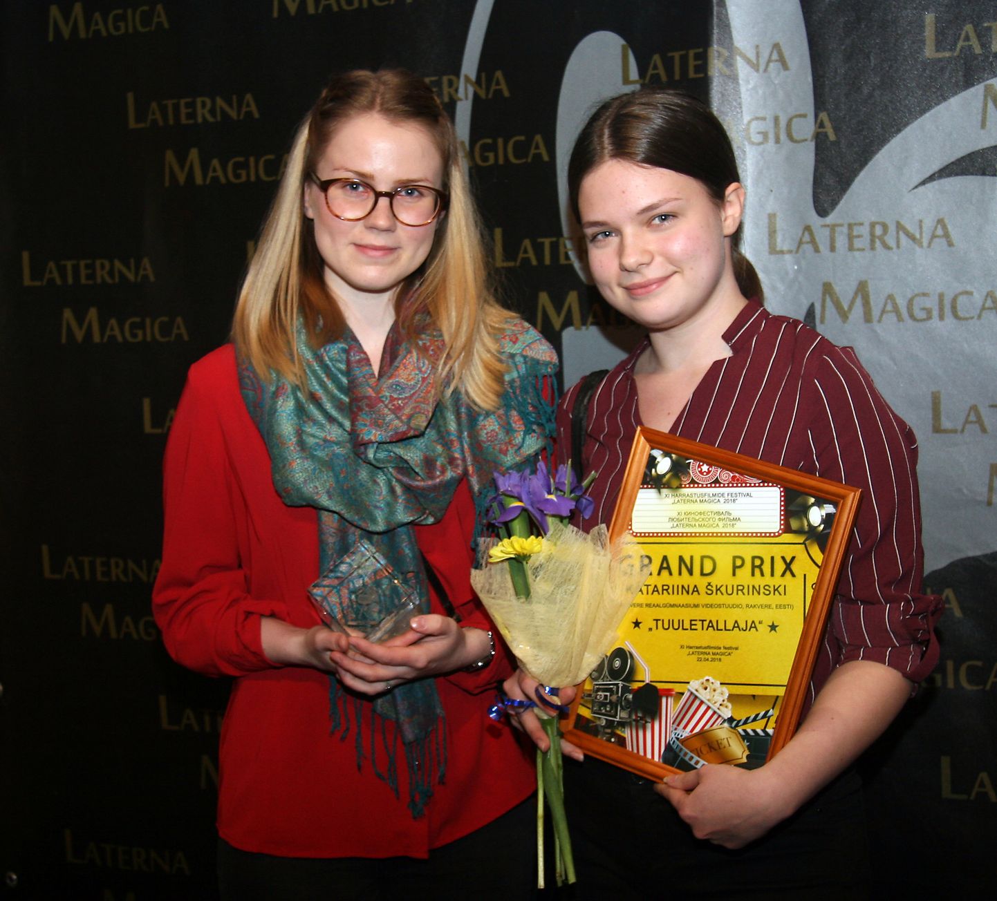 В прошлом году Гран-при фестиваля был удостоен игровой фильм "Легкомысленная", подготовленный видеостудией Раквереской реальной гимназии. Автор - Катарийна Шкурински (справа).