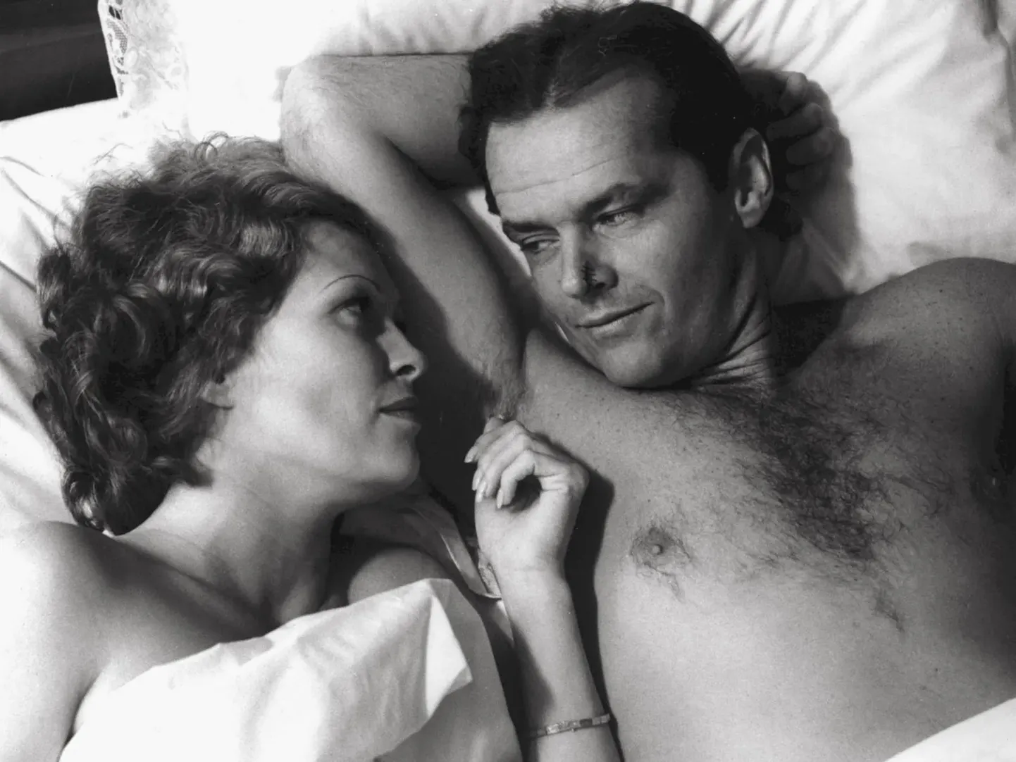 Faye Dunaway ja Jack Nicholson filmis «Chinatown» (1974)