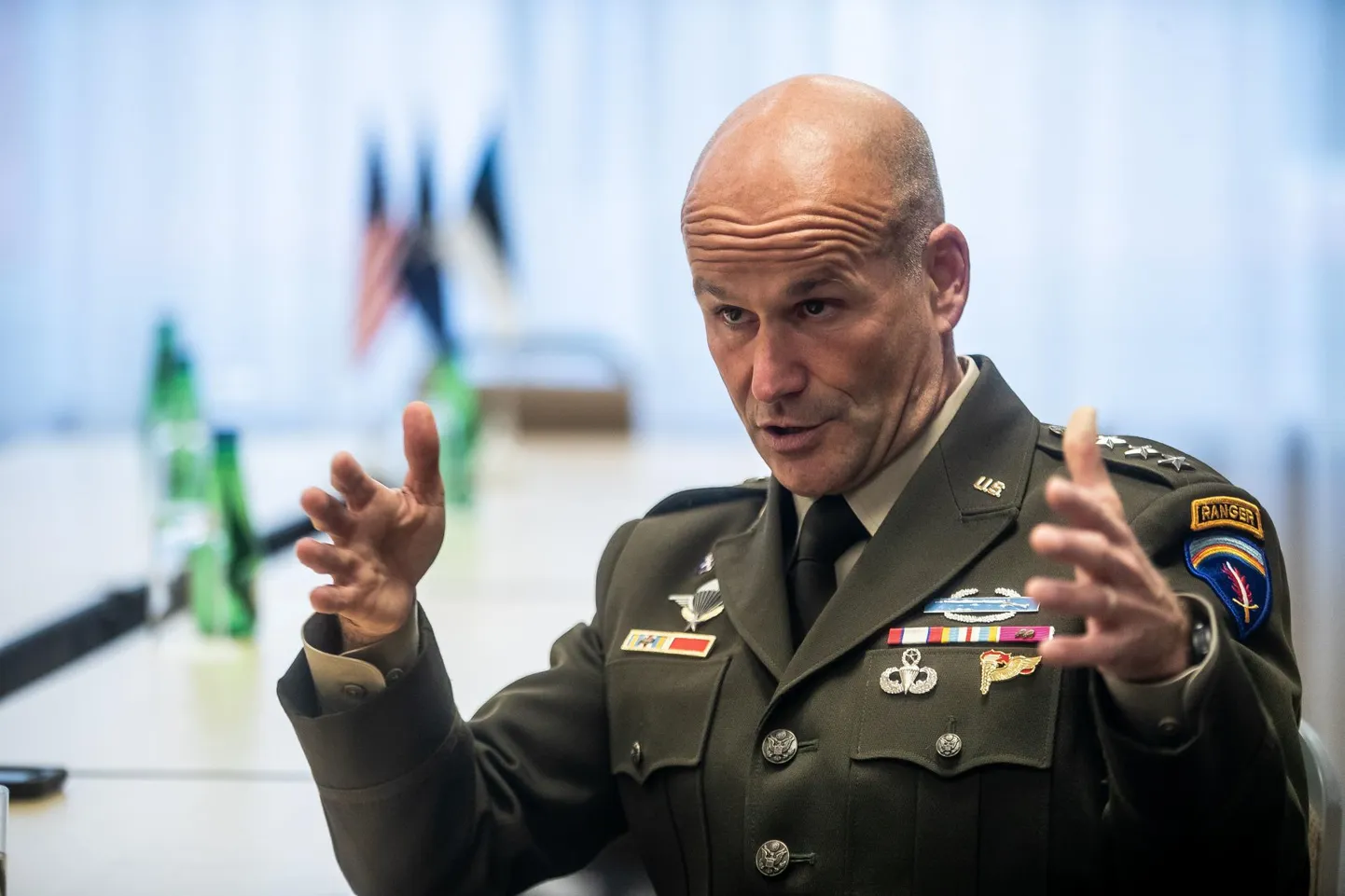 USA Euroopa maavägede ülem kindral Christopher G. Cavoli ei oska veel öelda, millal Ühendriikide üksuste Saksamaalt ära toomise ja ümber kolimise plaanid avalikuks saavad.